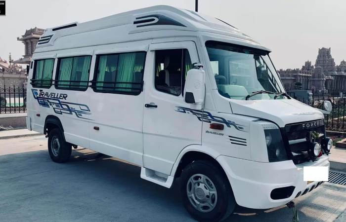 12 Seater Tempo Traveller Rentals