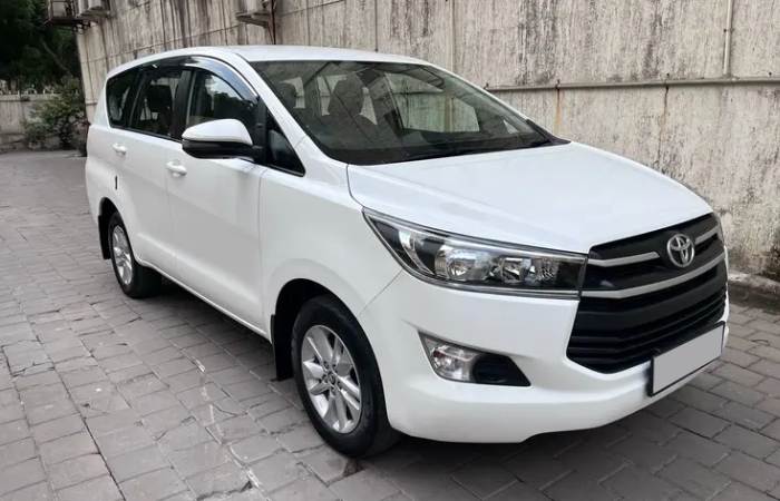 Innova Crysta Taxi