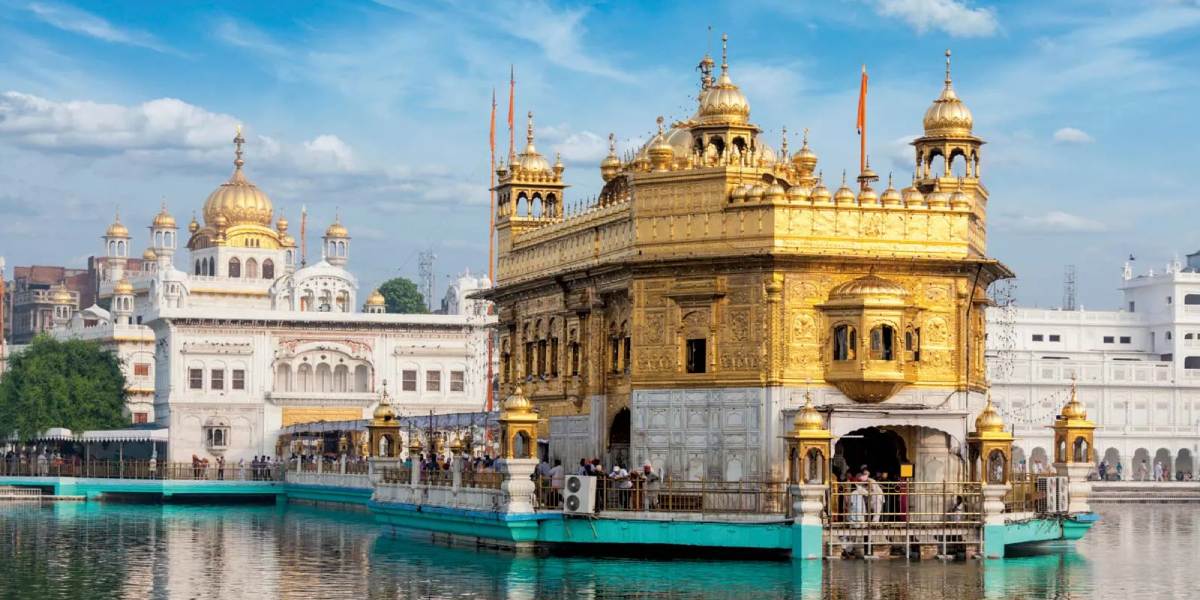 Amritsar to Dharamshala, Mcleodganj Tour
